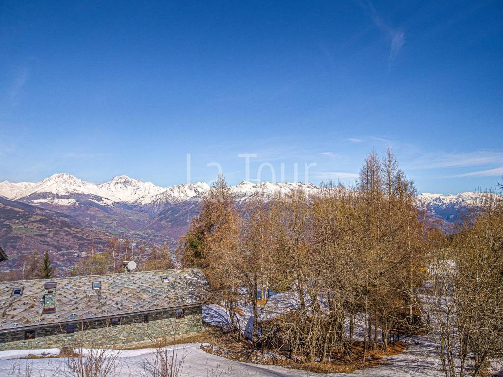 vista verso i monti della valle centrale