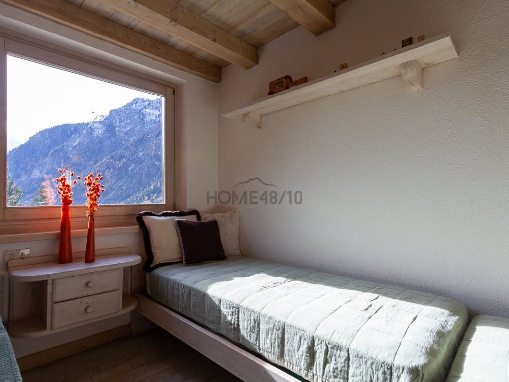 Courmayeur - Funivia: ultimo piano con vista mozza