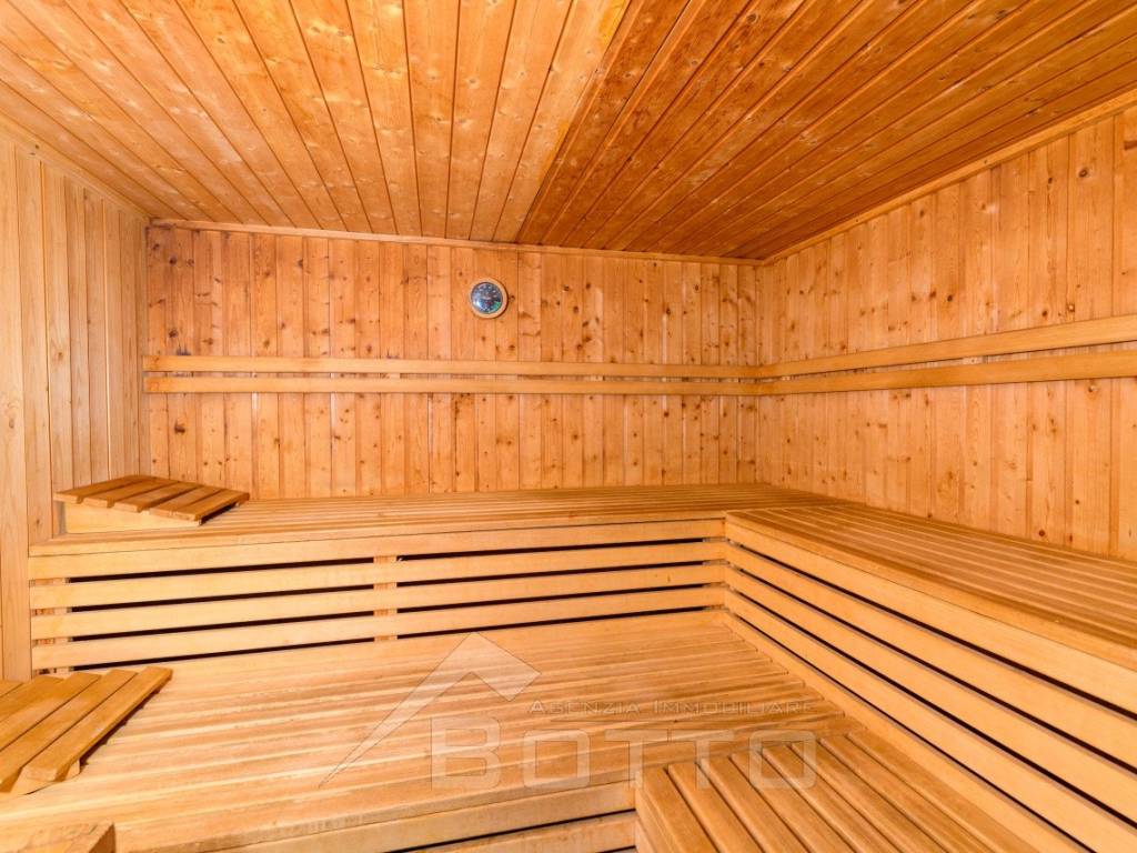 hotel vendita mera sauna