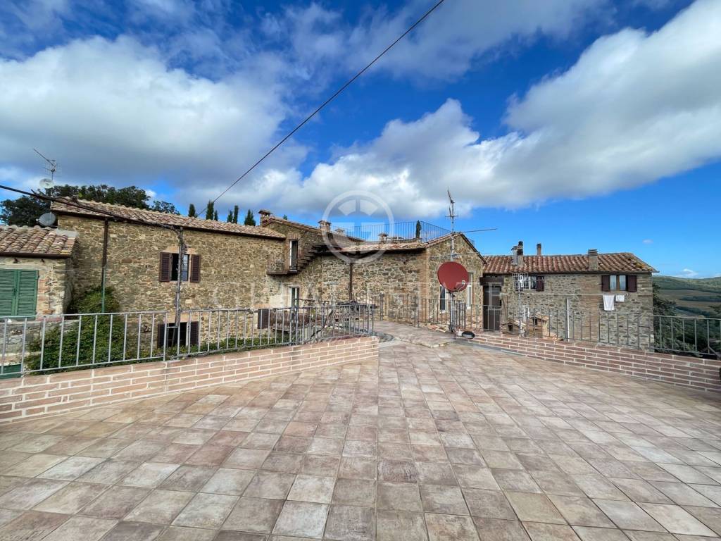 vendesi-appartamento-in-centro-storico-in-toscana-siena-montalcino-17047206508478.jpg