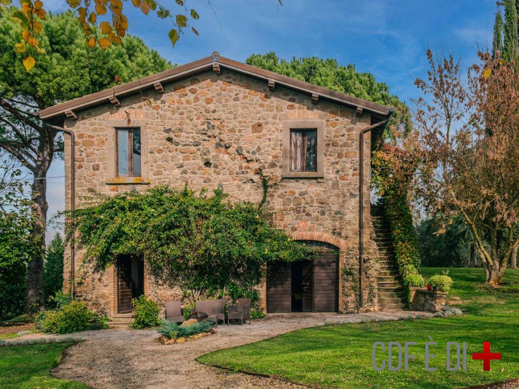 Casale strada teverina, santa barbara, viterbo