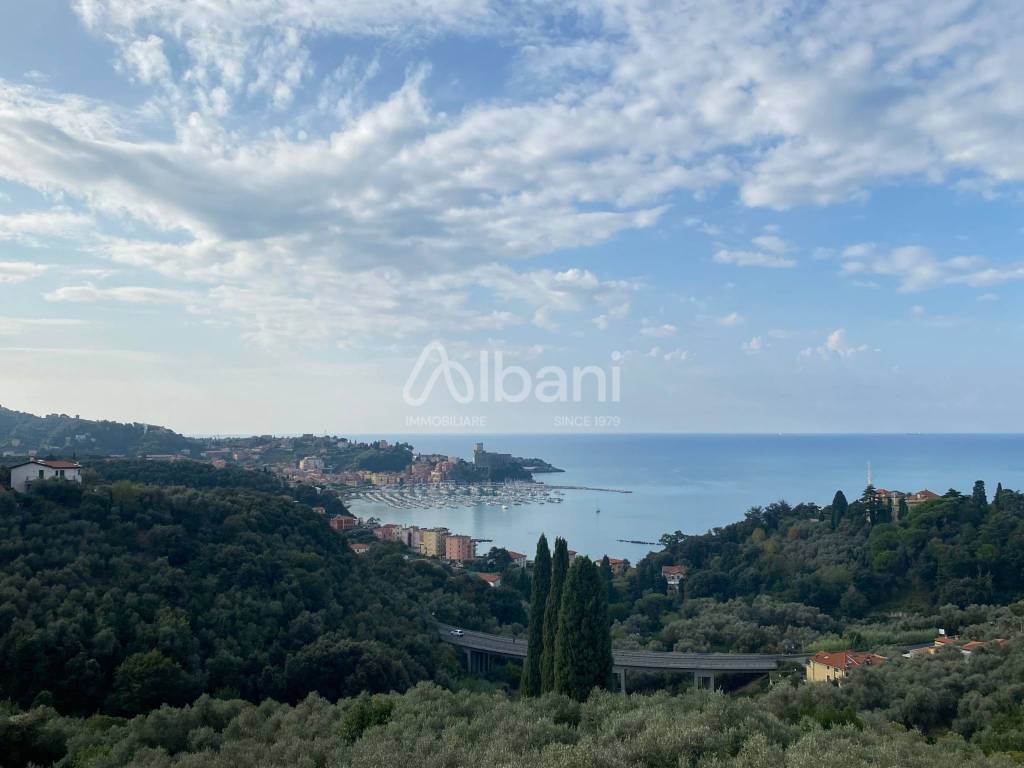 MA178_LERICI_TRIFAMILIARE_VISTA_MARE (81).J.JPG