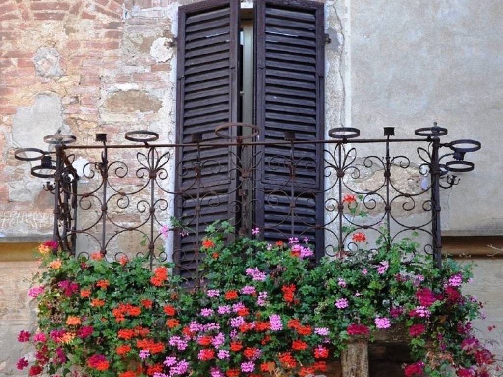 Villa unifamiliare via visconti d'oleggio 2020, centro, fermo