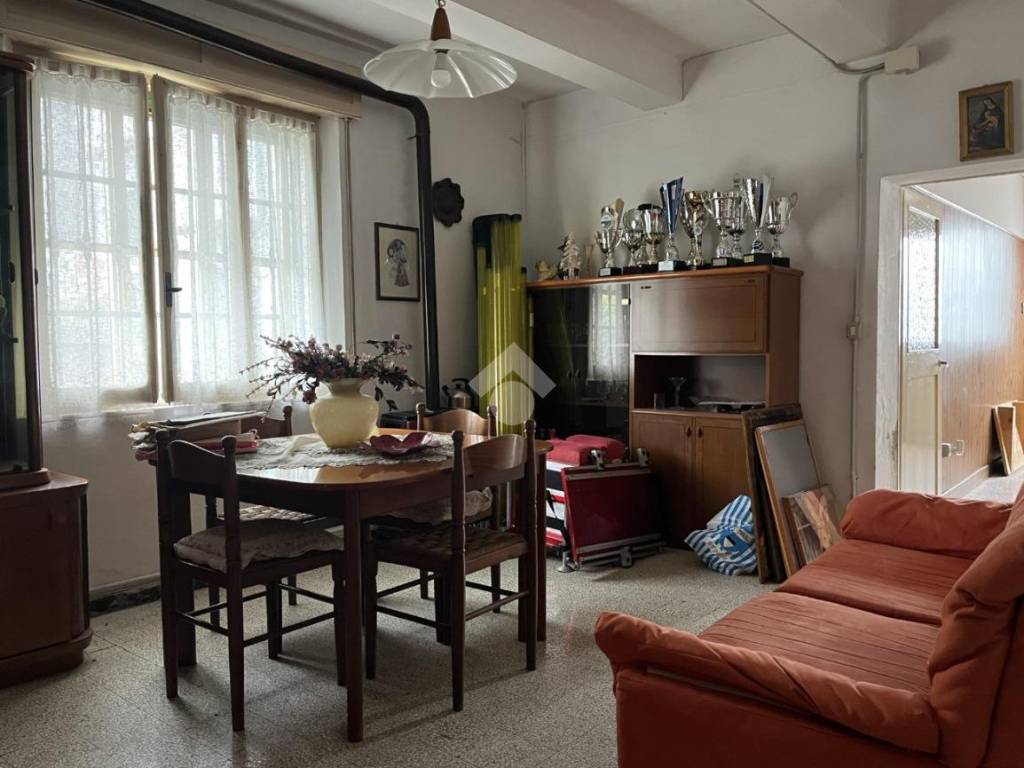 Vendita Terratetto plurifamiliare in piazza Fetonte 8 Ferrara. Da ...