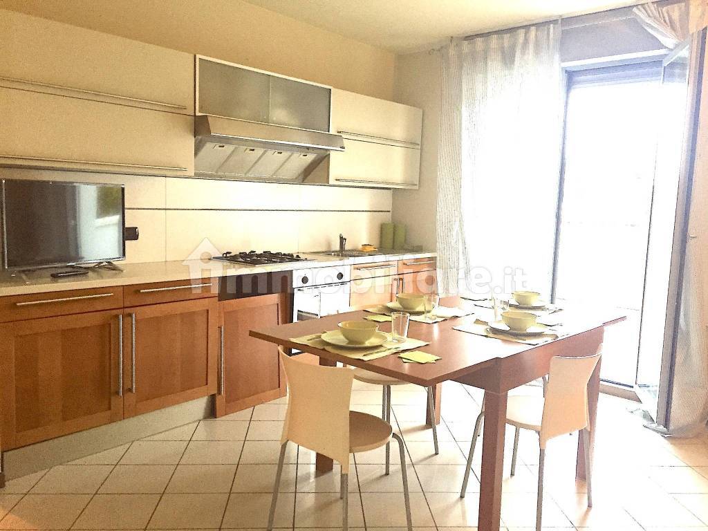 Rent Apartment Padua. 3room flat in via Erasmo Gattamelata. Excellent