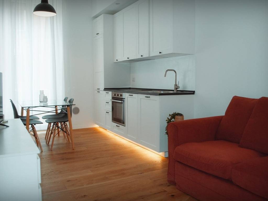 Rent Apartment Milan. 2room flat in via Padova 82. Excellent condition