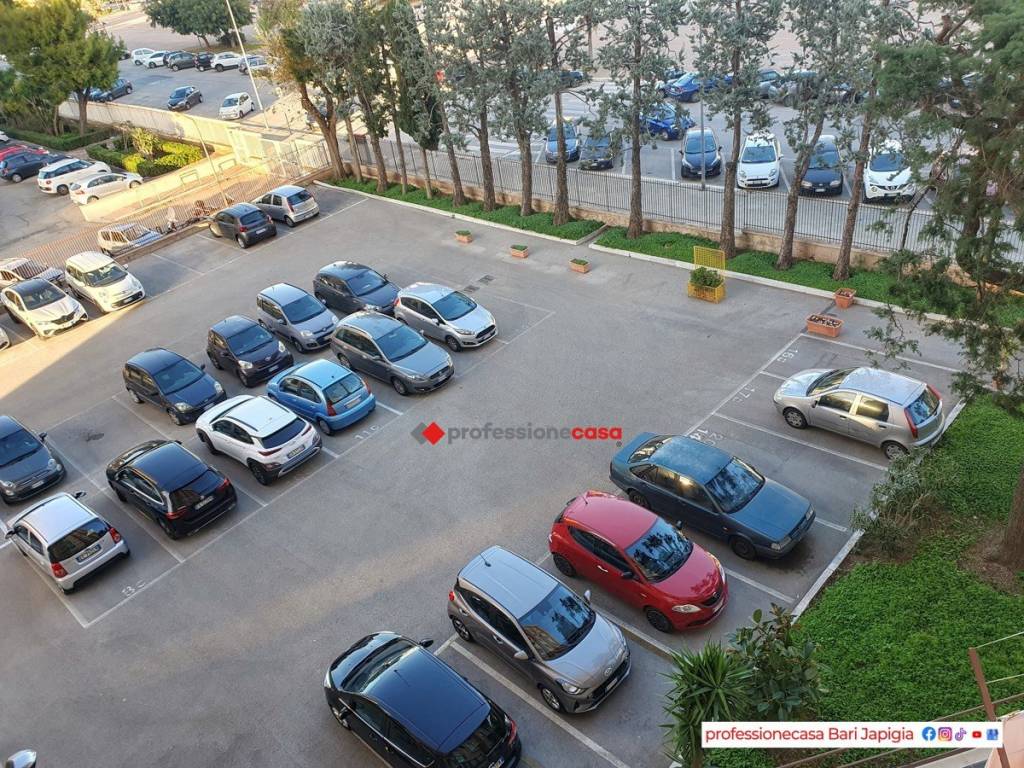 area parcheggio.jpg