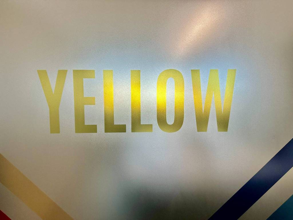 YELLOW