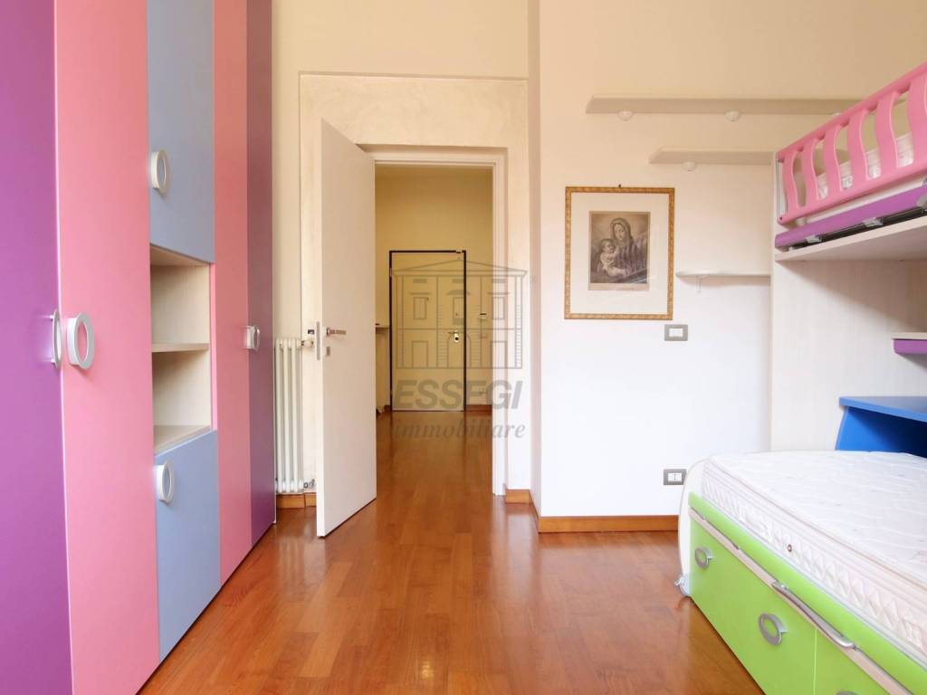 vendesi appartamento ristrutturato con terrazzoIMG