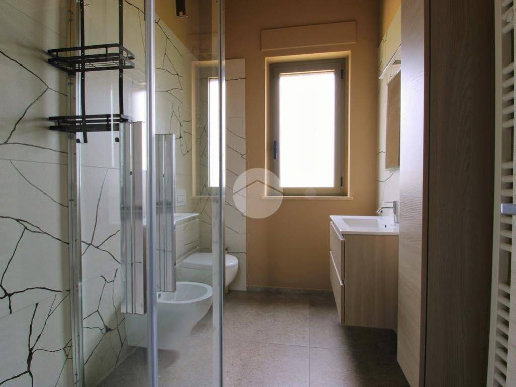 8_bagno con doccia (1)