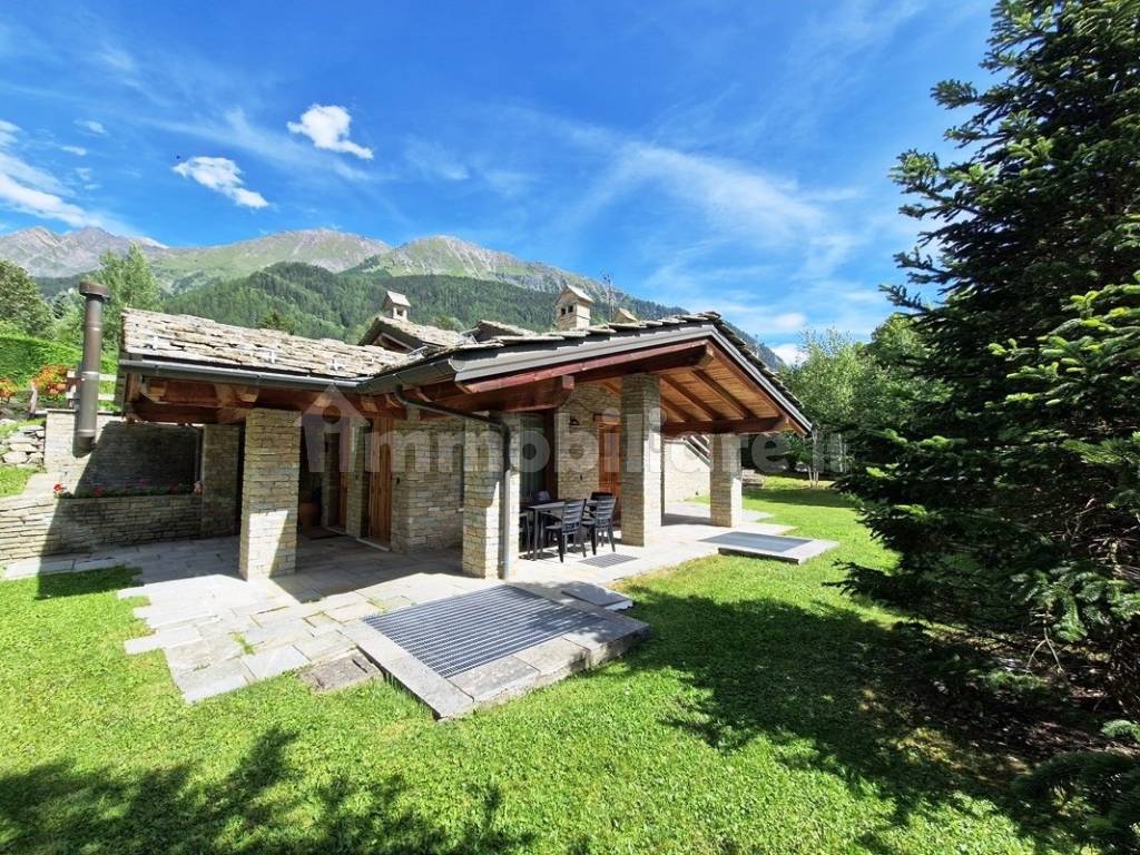 CHALET LA SAXE COURMAYEUR