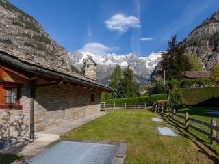 CHALET INDIPENDENTE COURMAYEUR