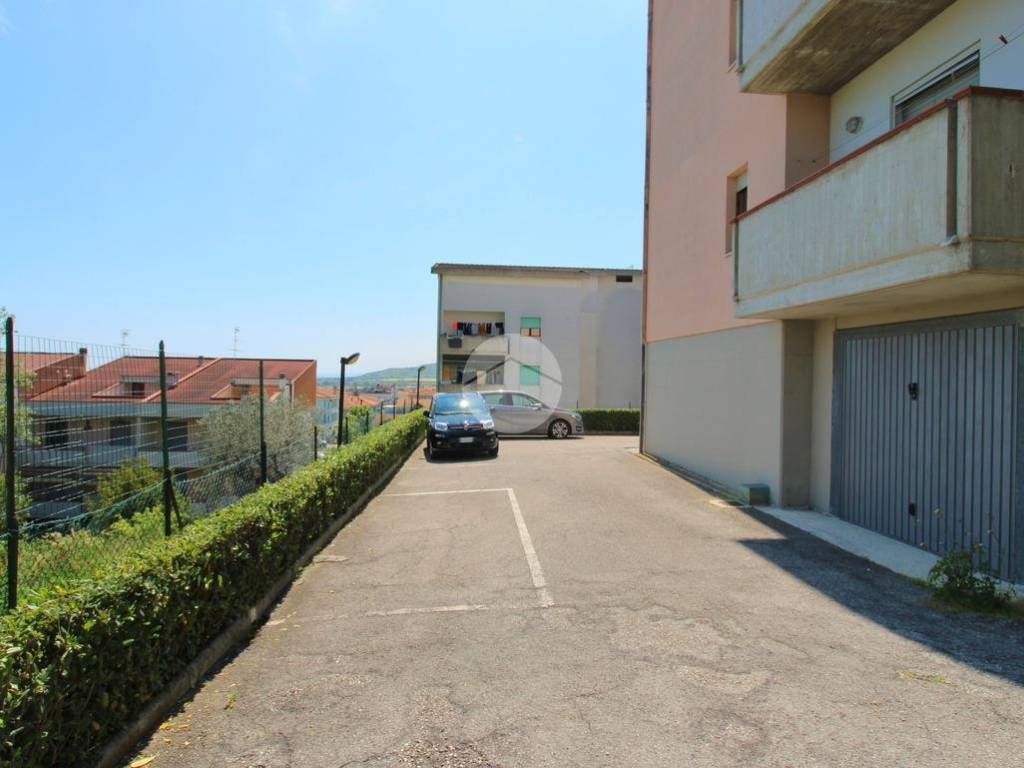 6-parcheggio condominiale (2)