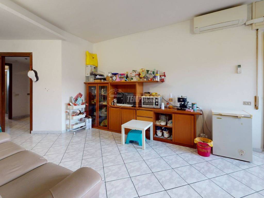 Vendita Appartamento Milano. Quadrilocale in via Giacinto Serrati