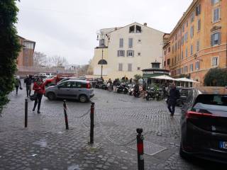 PIAZZA DELLA MORETTA