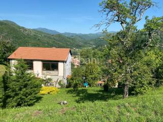 AC215_agriturismo_vendita_varese ligure_piscina_te