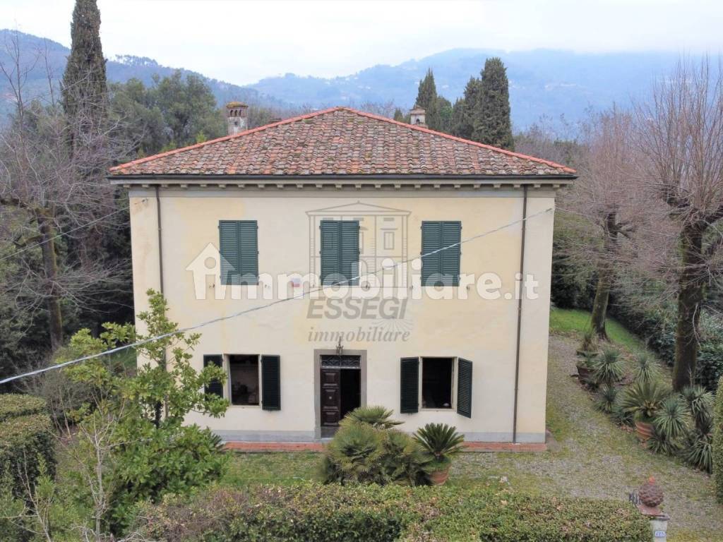 Elegante villa ottocentesca 7km da Lucca (8).JPG