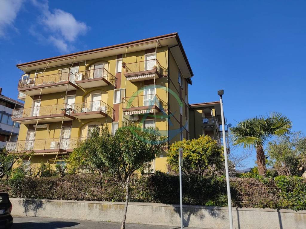 Vendita Appartamento Andora. Bilocale in via Marco Polo 33. Buono stato,  piano terra, con terrazza, riscaldamento autonomo, rif. 108625429