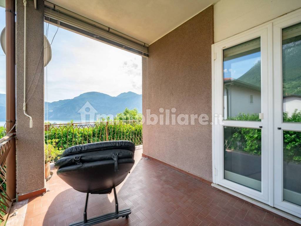 vendita-ville-lecco-rif-127-villa-con-capannone-adiacente-in-vendita-jbomm8wf.jpg