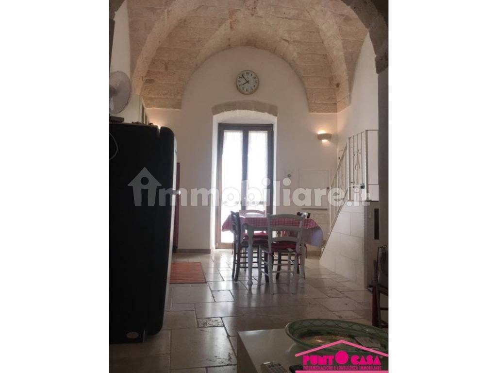 Sale Apartment Ostuni. 2room flat in centro storico. Excellent