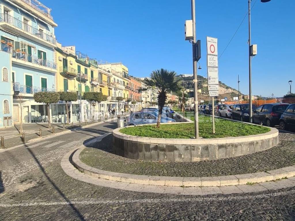 POZZUOLI