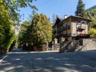 Mansarda con vista Pussey - Courmayeur