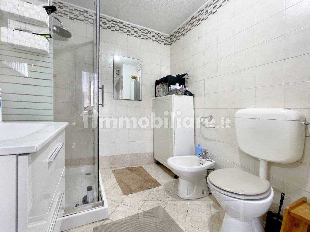 casa vendita bogogno bagno