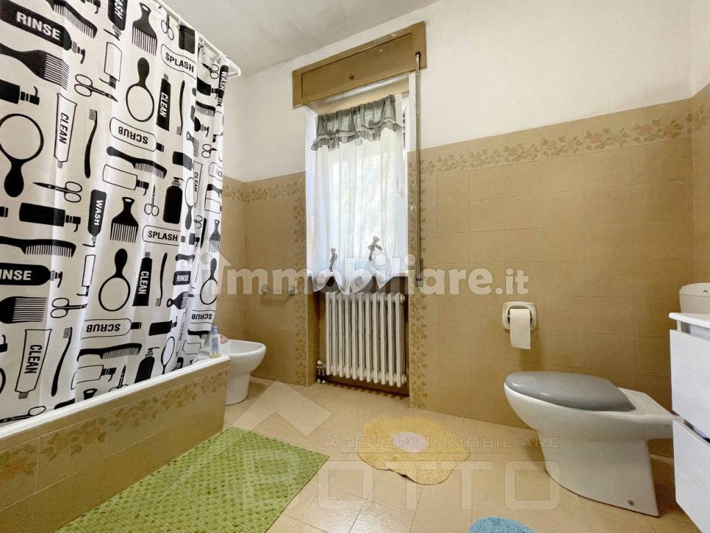 casa vendita bogogno 2bagno