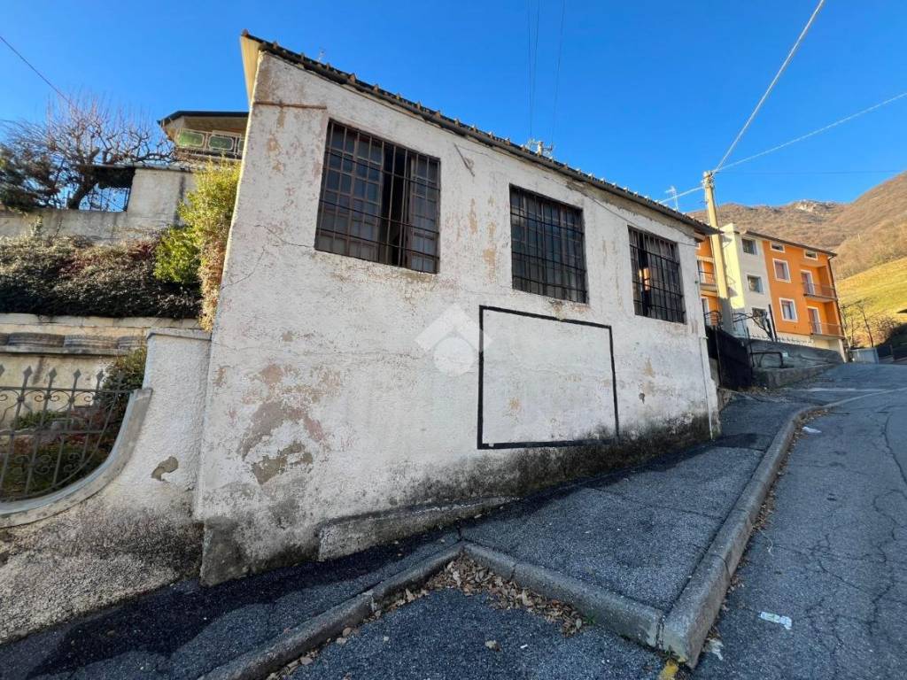 Magazzino - deposito via valle fiori 1, san sebastiano, lumezzane