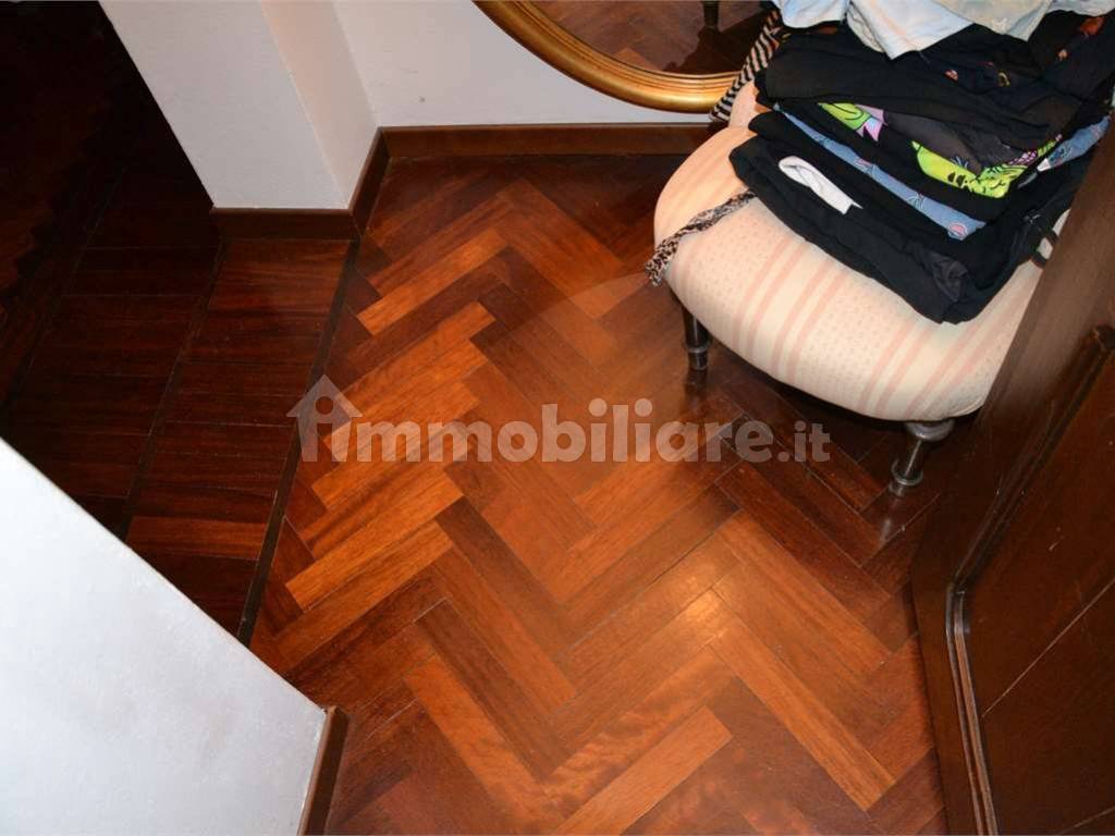 parquet  