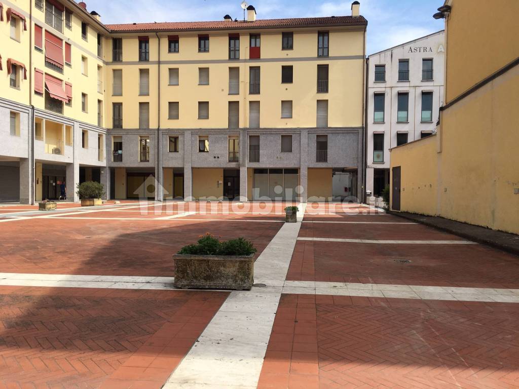 Piazza