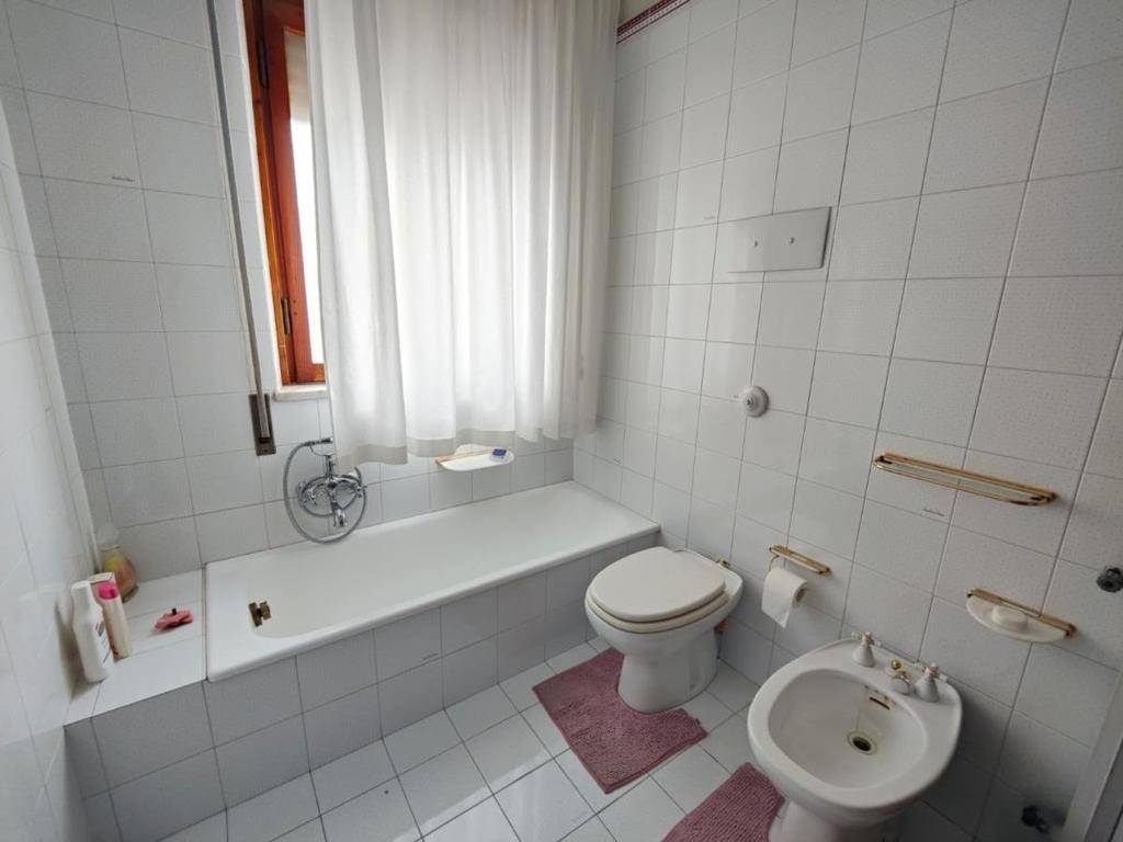 2° vista bagno principale