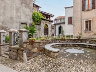 Foto - Vendita villa con giardino, Madonna del Sasso, Lago d'Orta