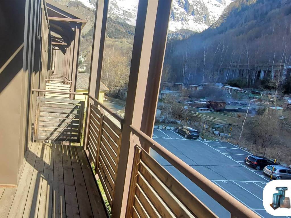 appartamento-courmayeur-nuovo-classa-A+-2-piani-pr