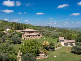 Case in vendita a Bagno Vignoni - San Quirico d'Orcia - Immobiliare.it