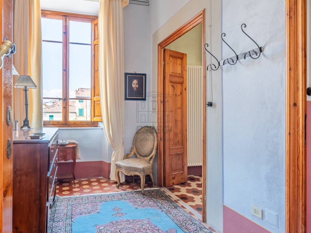 elegante appartamento in palazzo storico (28).jpg