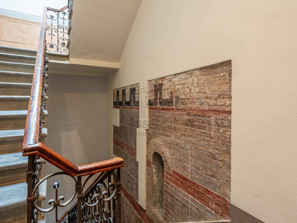 elegante appartamento in palazzo storico (27).jpg
