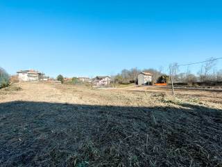 terreno vendita gattico esterno10