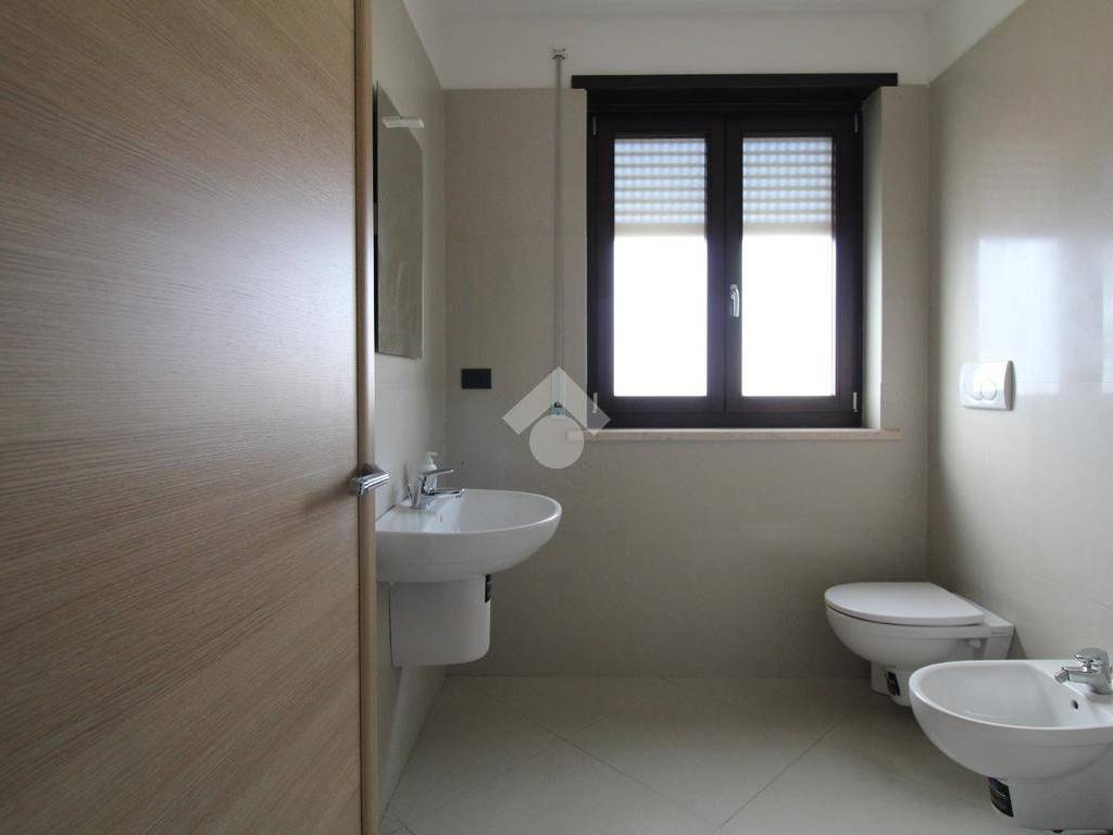 BAGNO.45 (2)