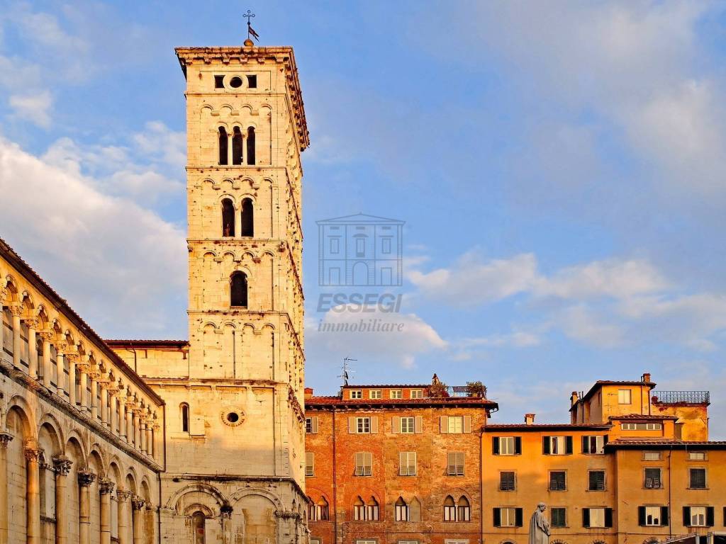 Lucca-2950514_1920.jpg