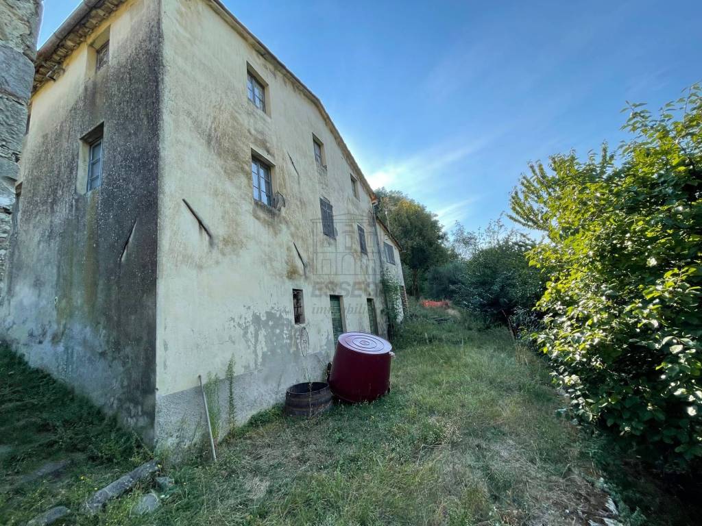 rustico casa colonica in vendita a Lucca (21).jpg