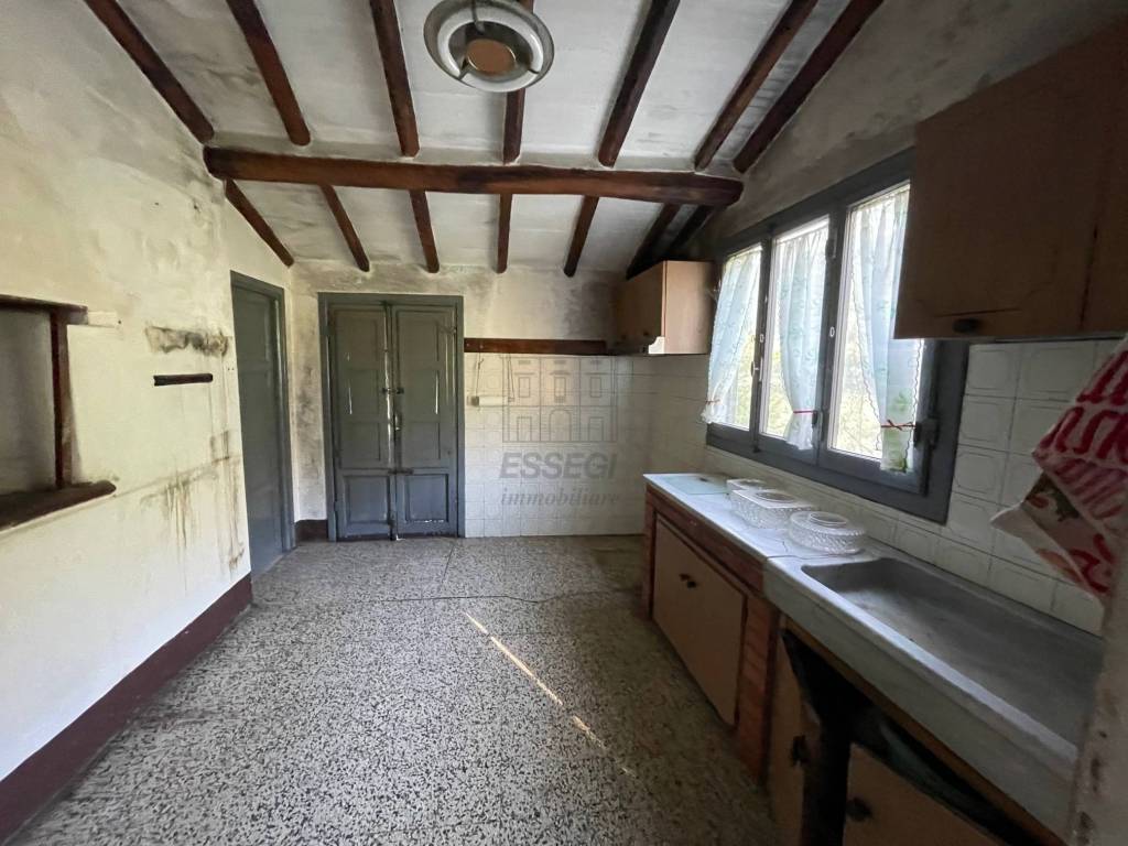 rustico casa colonica in vendita a Lucca (36).jpg