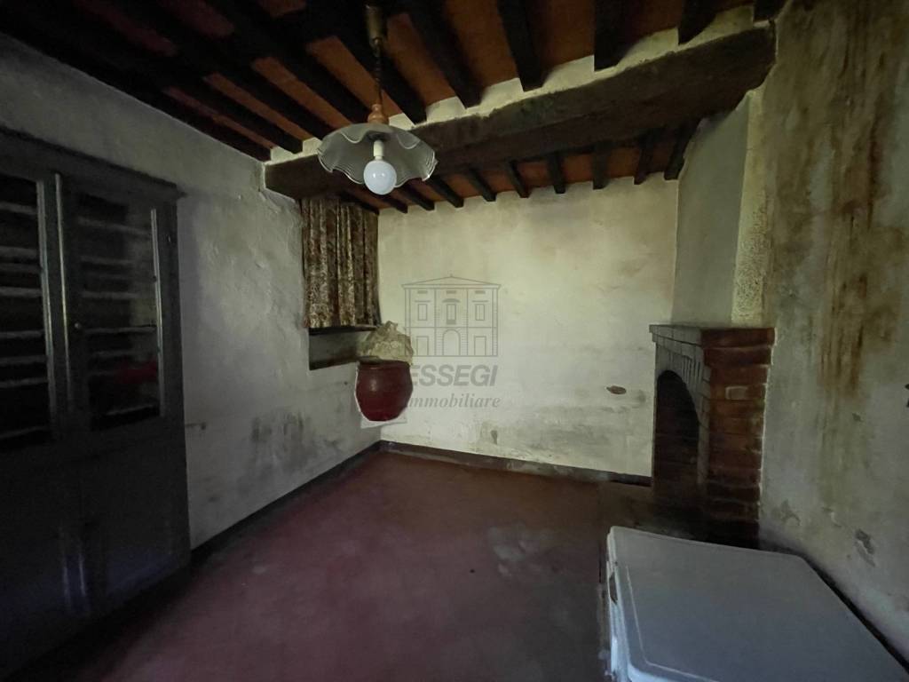 rustico casa colonica in vendita a Lucca (38).jpg