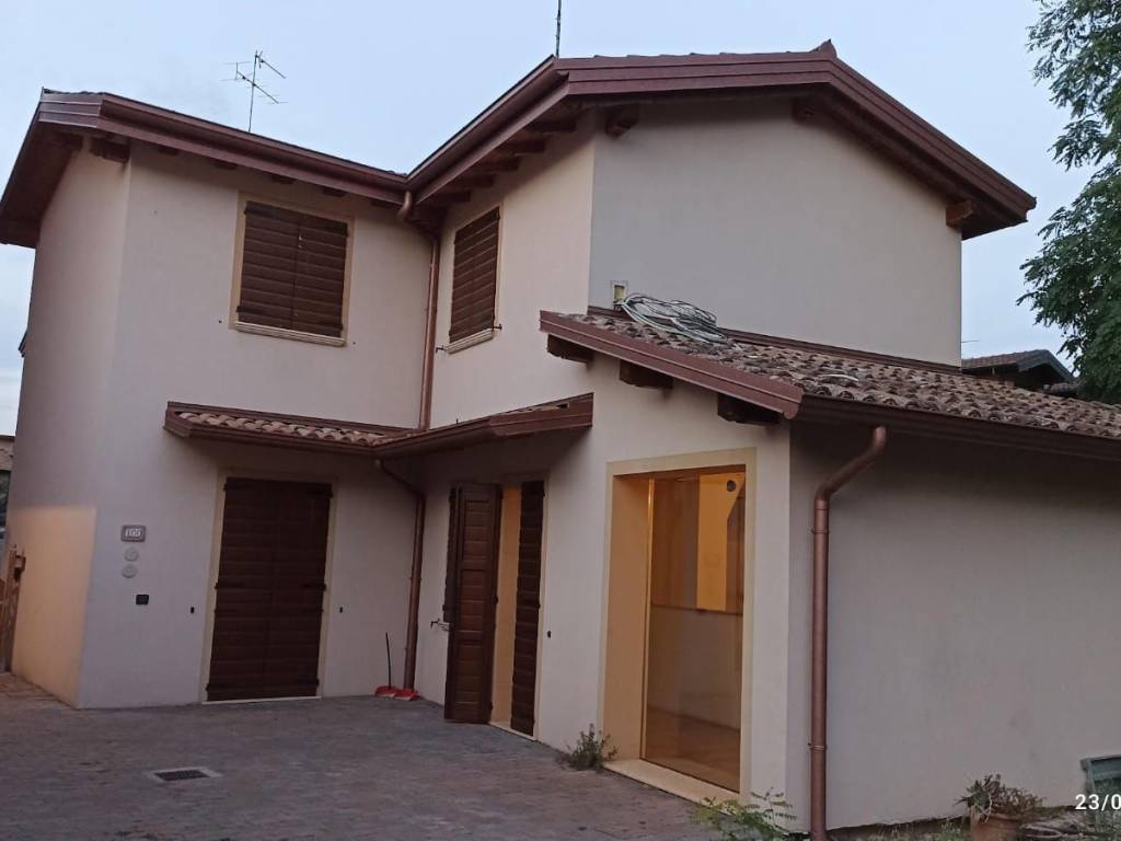Stanza singola via gorizia, reggio emilia