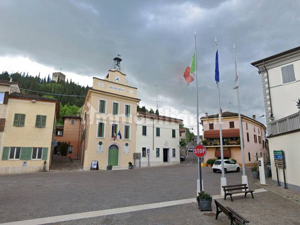 VISTA PIAZZA