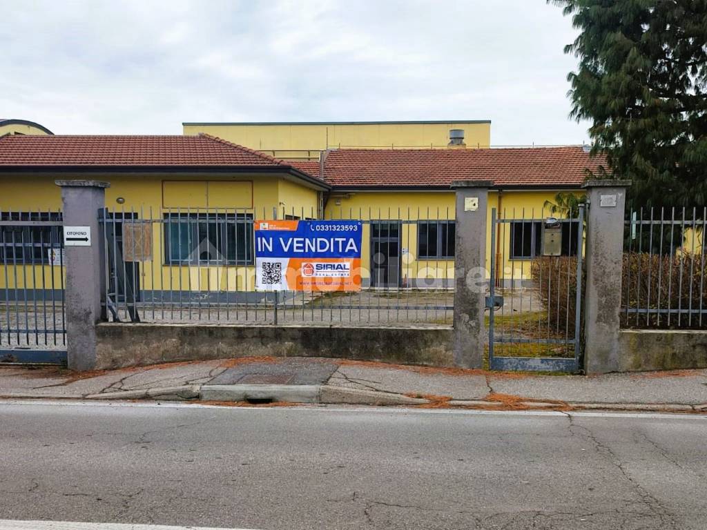 ESTERNO