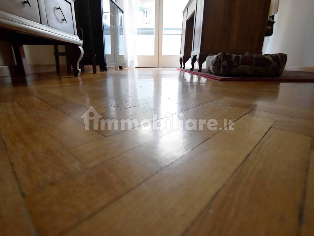 PARQUET