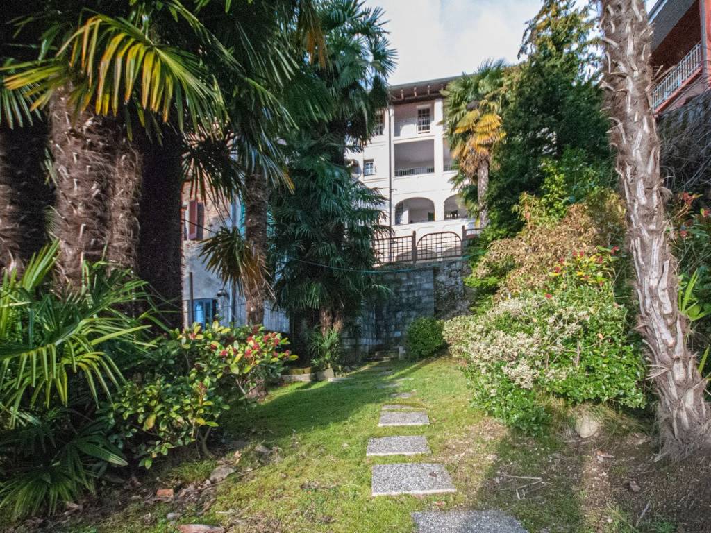 006__casa-indipendente-vendita-grignasco-immobiliare-botto-giardino4.jpg