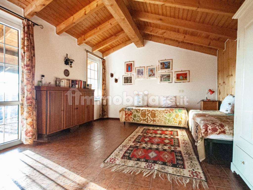 027__casa-indipendente-vendita-grignasco-immobiliare-botto-mansarda.jpg