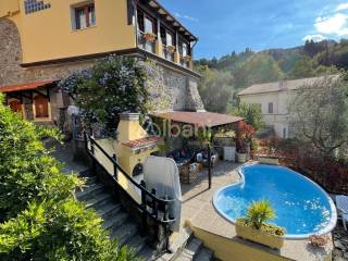 IN293_villa bifamiliare con piscina e giardino  (4